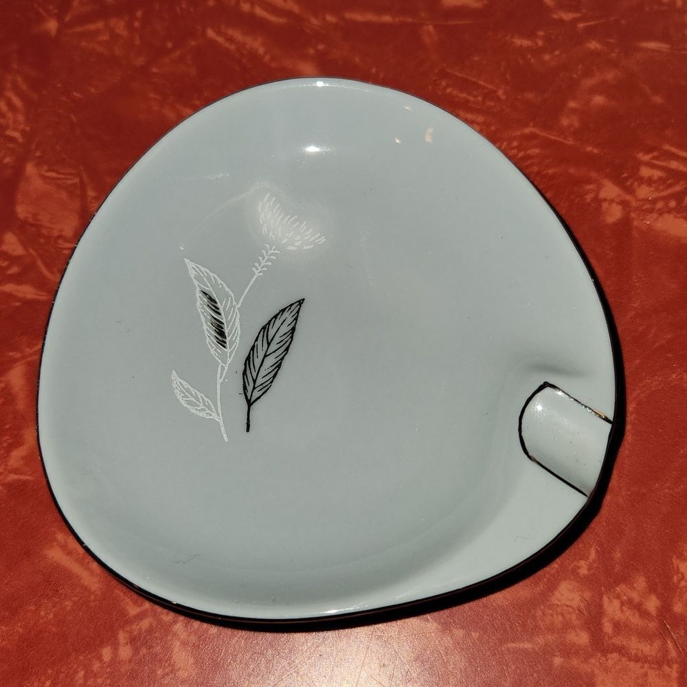 Sapphire by Deville Small Ashtray